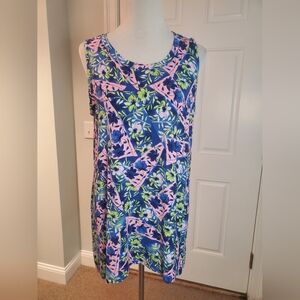 LOGO Layers By Lori Goldstein Sharkbite Hem Tank Top